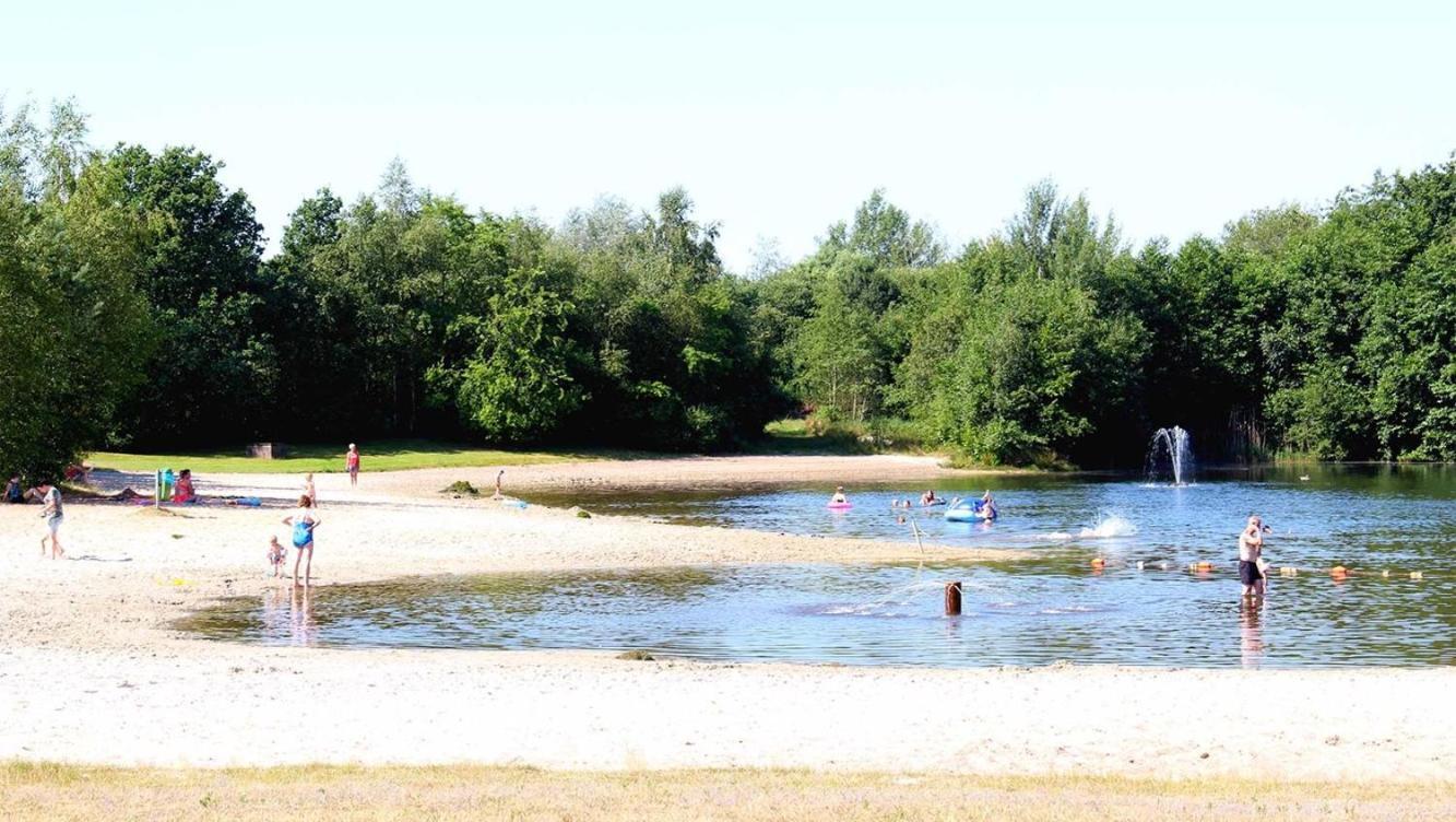 Comfortabel Chalet In Nationaal Park Wateren Εξωτερικό φωτογραφία